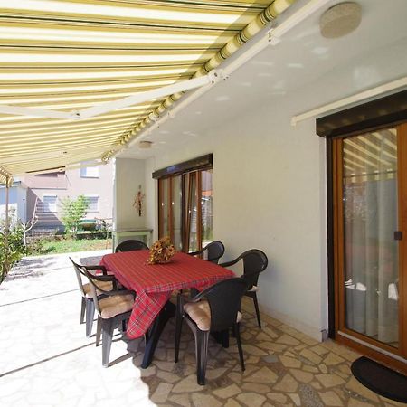 Apartment Ana Pula Exterior photo