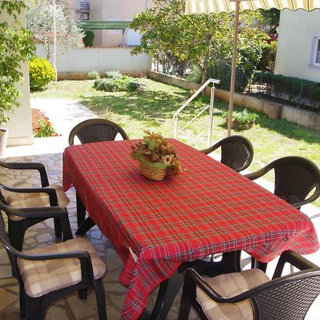 Apartment Ana Pula Exterior photo