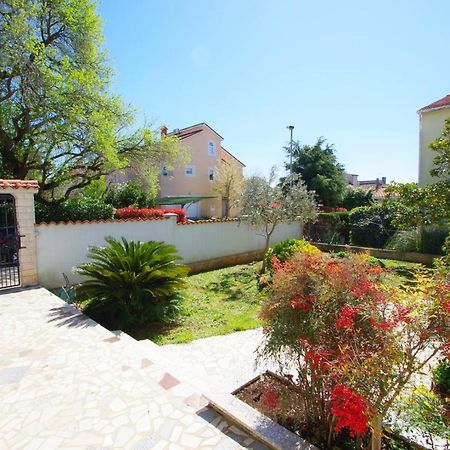 Apartment Ana Pula Exterior photo