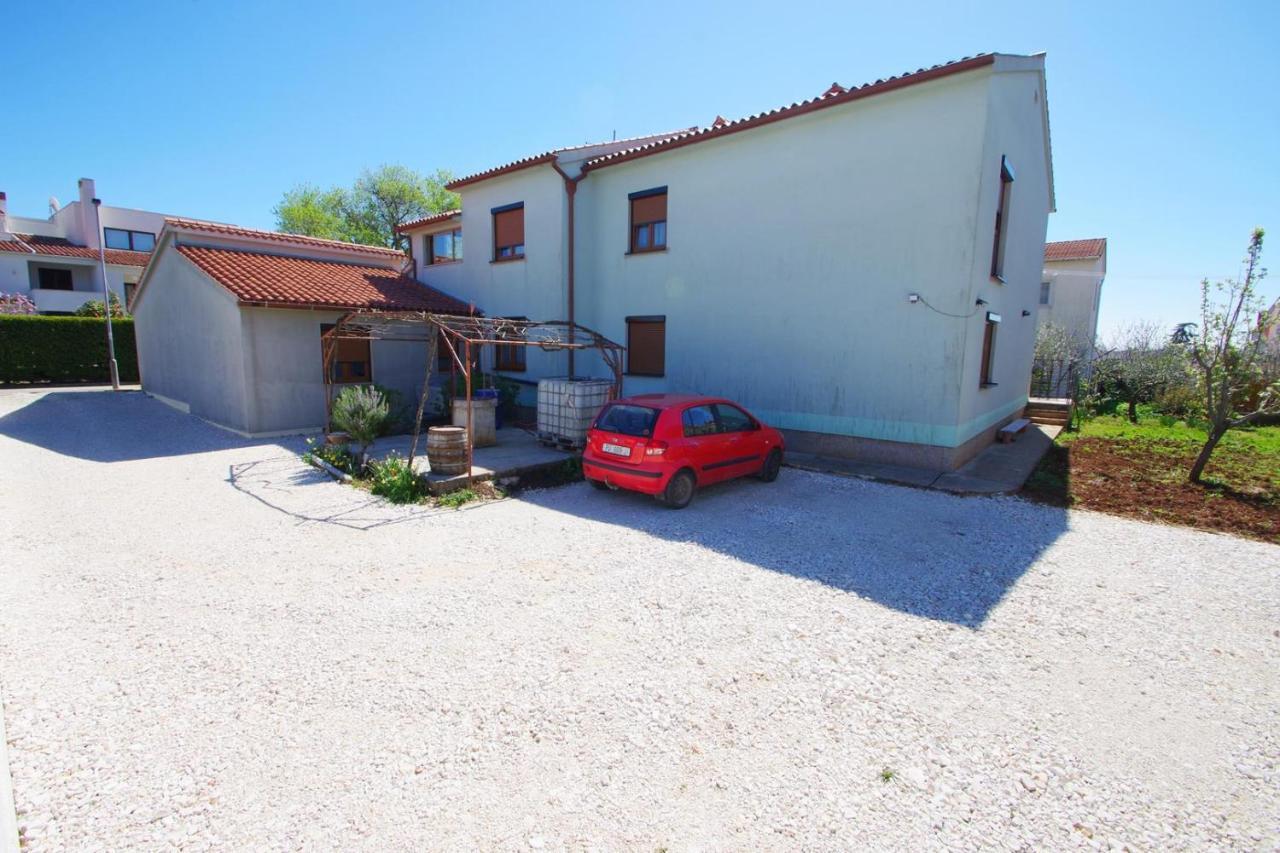 Apartment Ana Pula Exterior photo