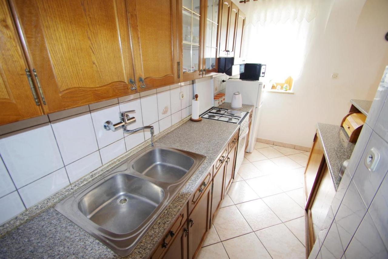 Apartment Ana Pula Exterior photo